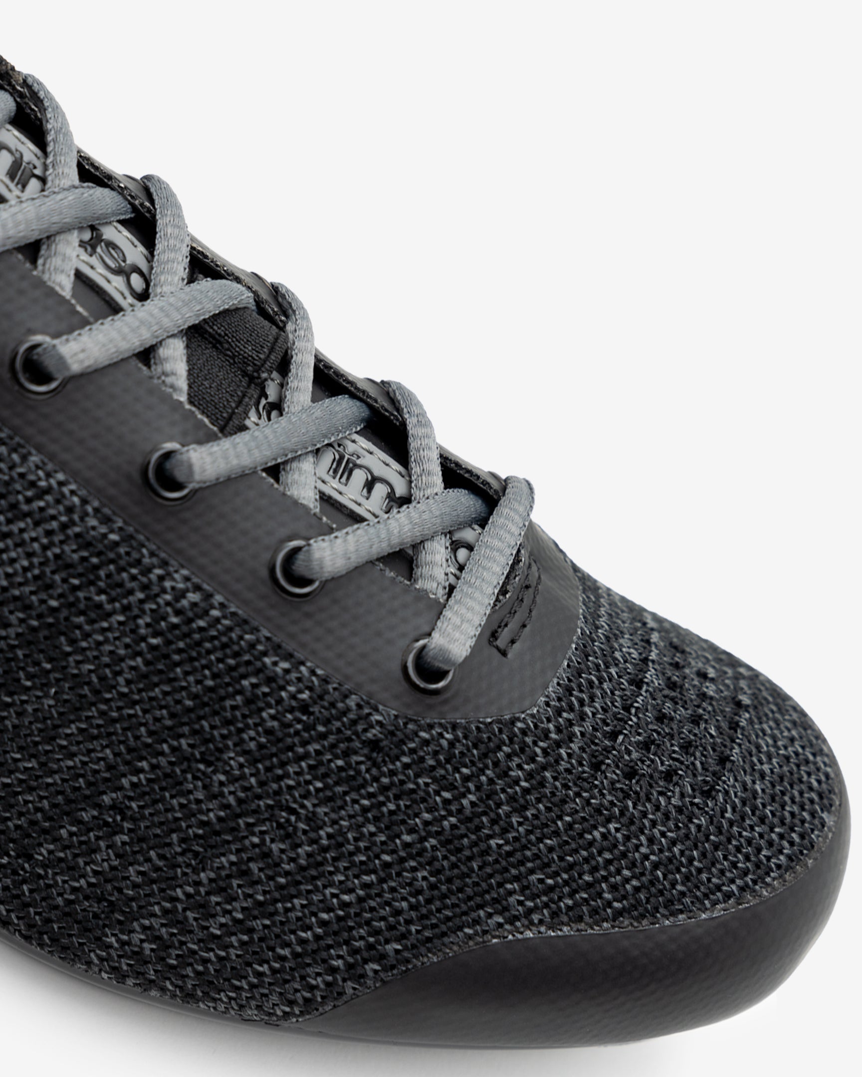 Strada Aria - Peloton / Delta Cleats Included
