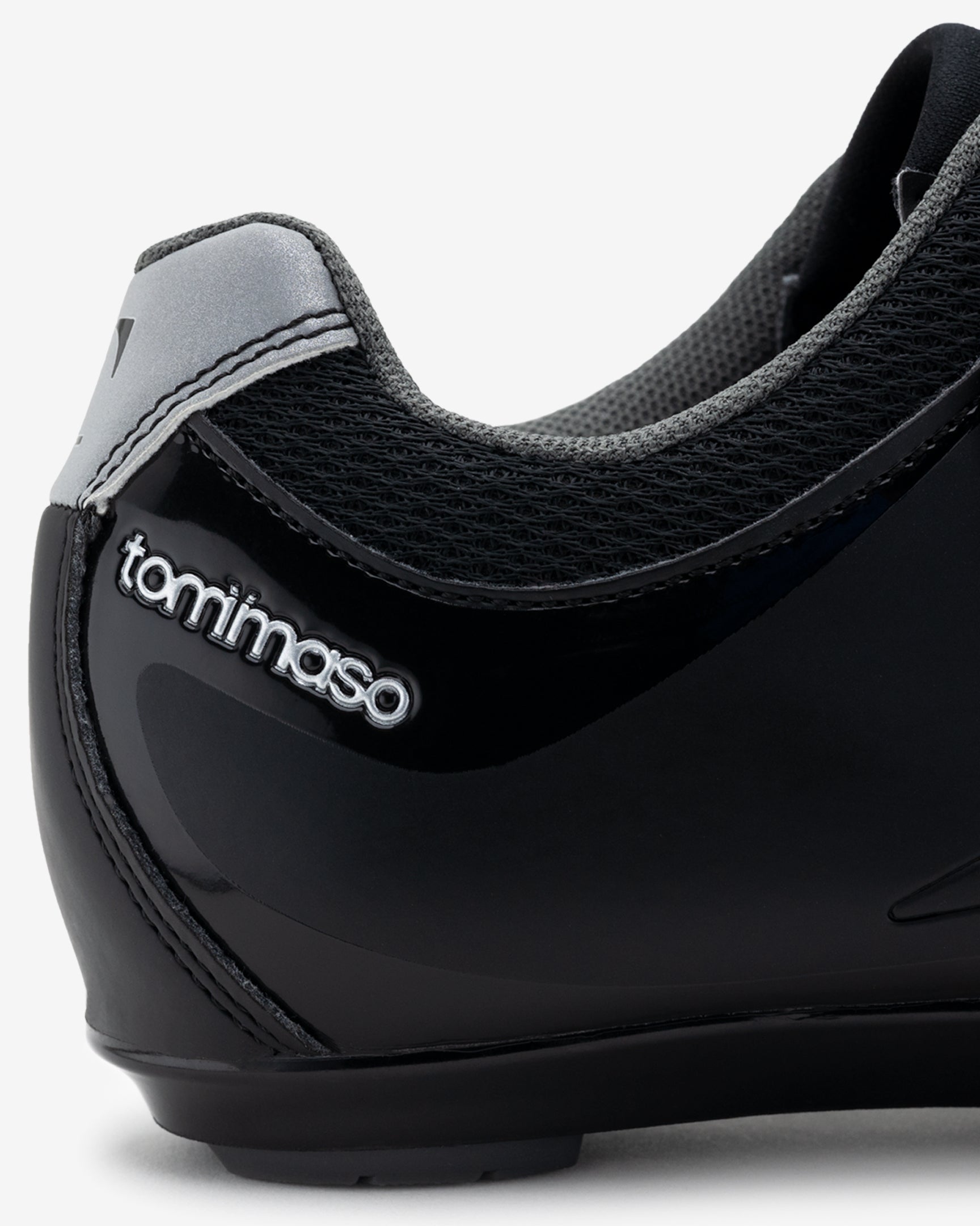 Strada 100 - Indoor Cycling/SPD Cleat Included