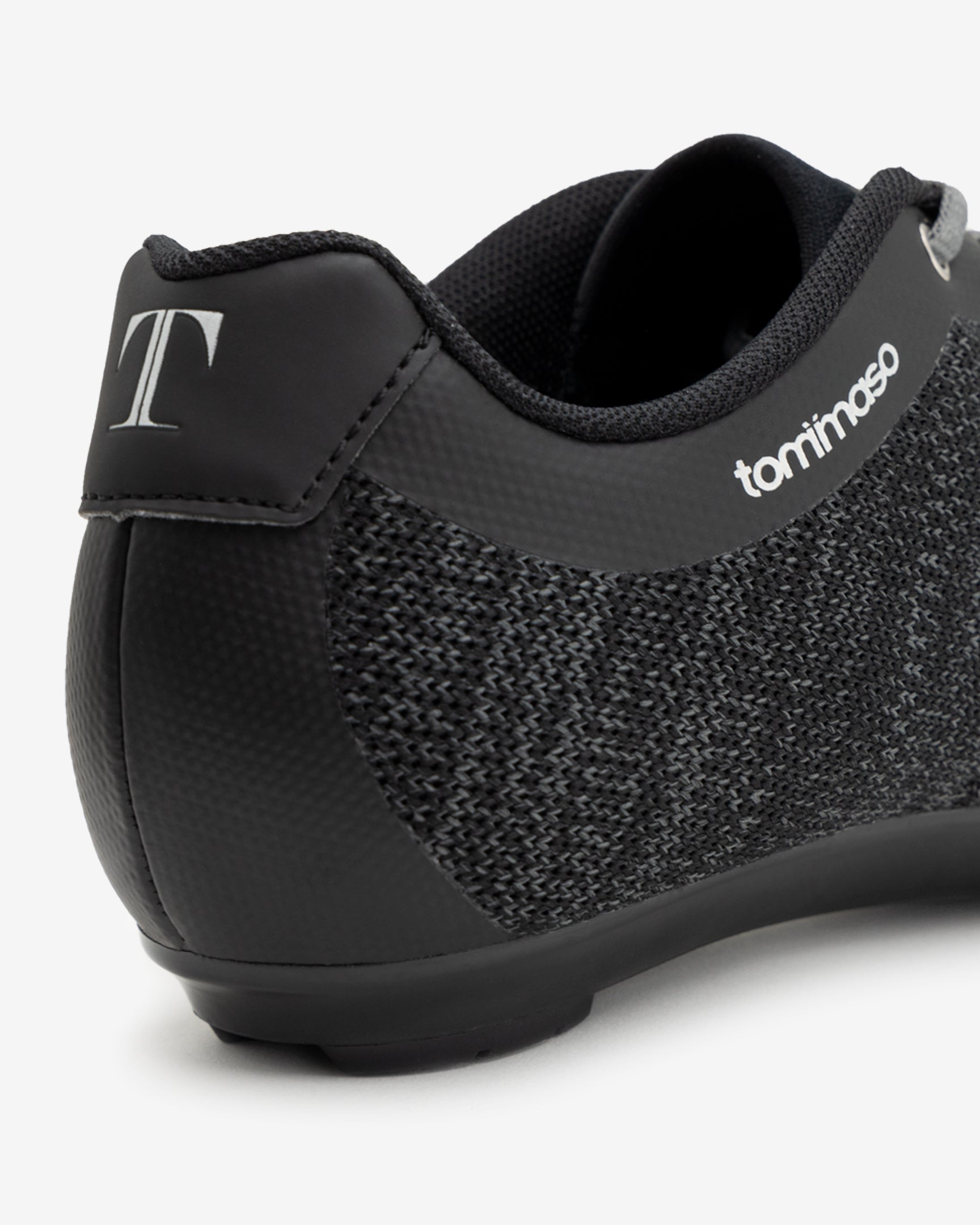 Strada Aria - Peloton / Delta Cleats Included