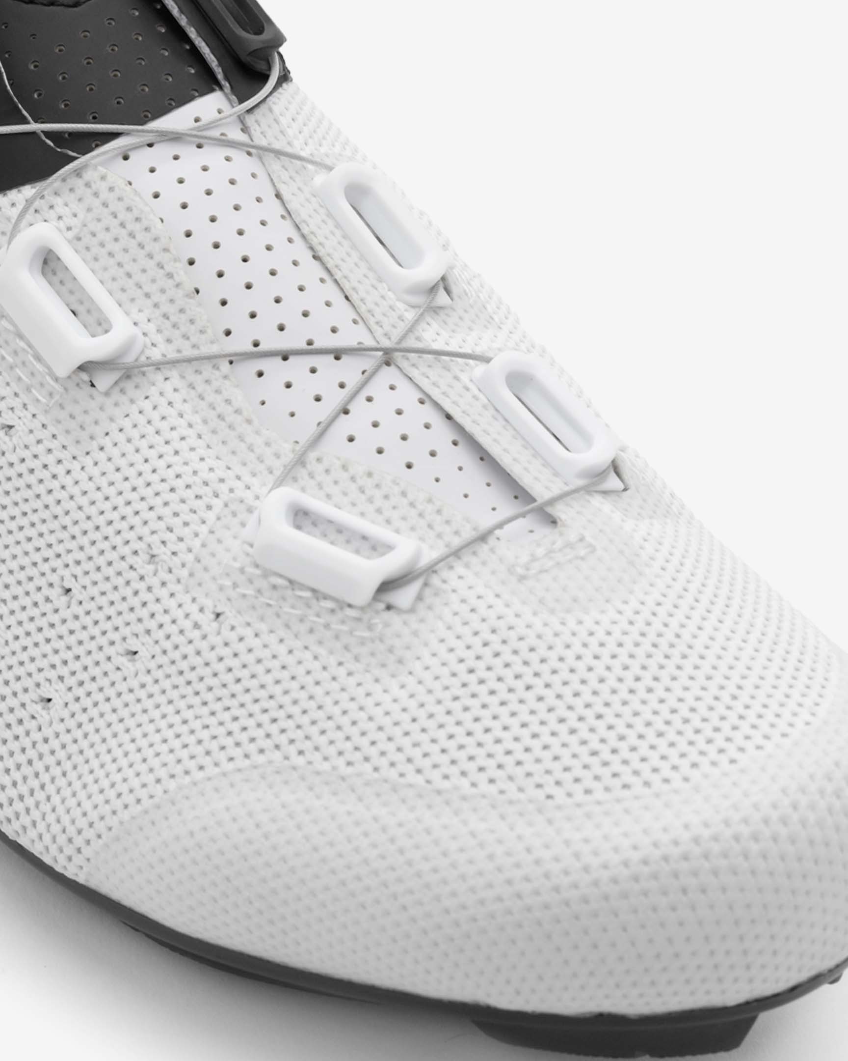 Pista Elite - Indoor Cycling / SPD Cleats Included