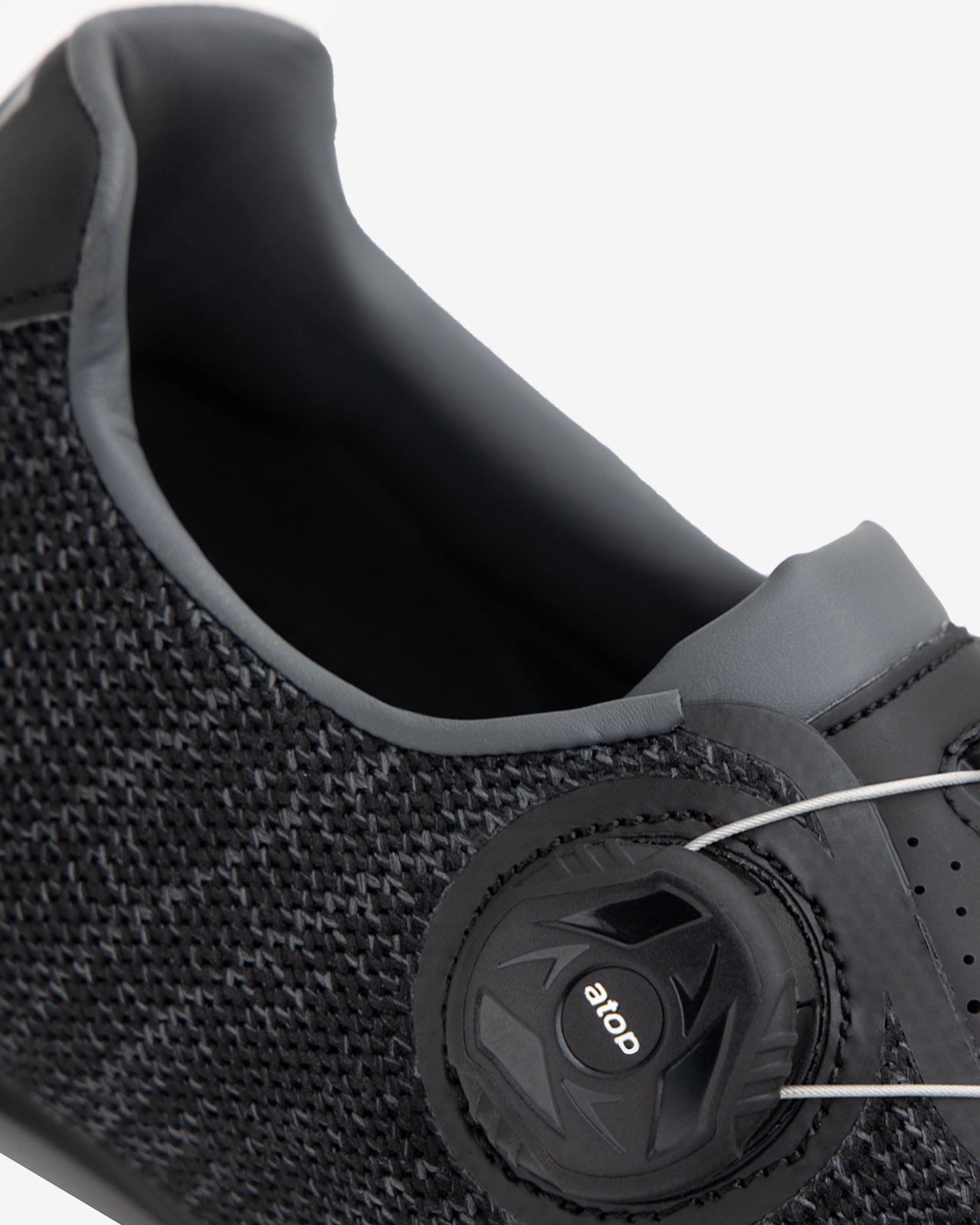 Strada Elite - Peloton / Delta Cleats Included